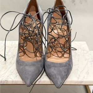 Valentino Garavani Rockstud Lace-Up Suede Pumps 40.5